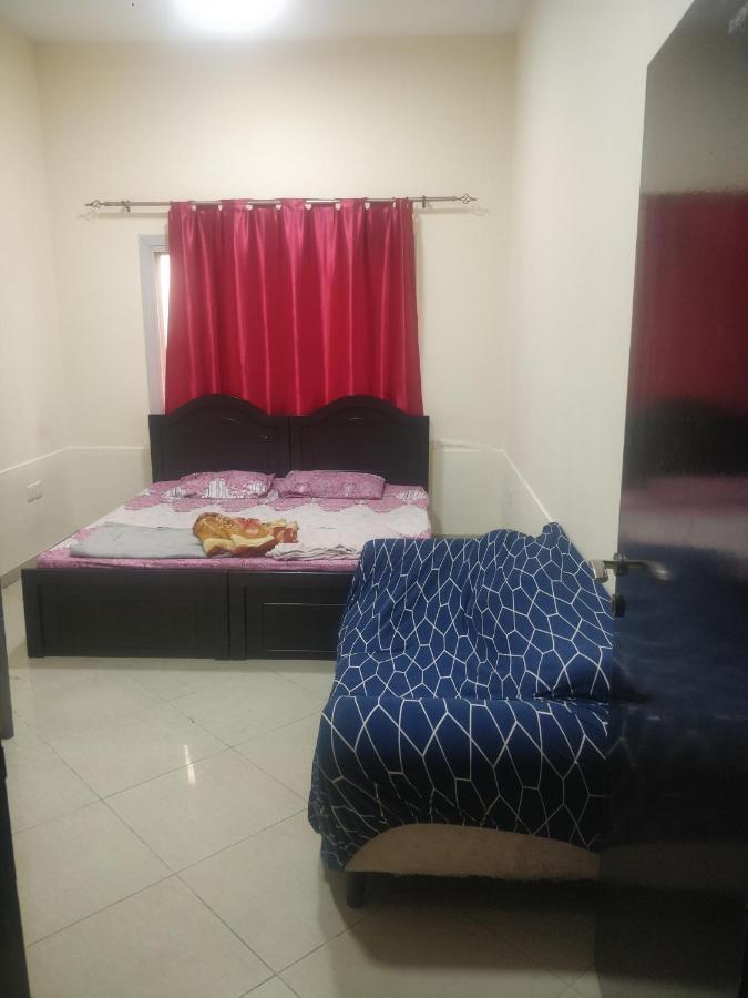 Furnished Apartment Дубай Екстериор снимка